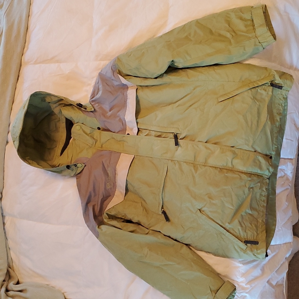 Columbia winter coat Size Large